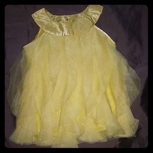 Yellow top/dress size 12 months.